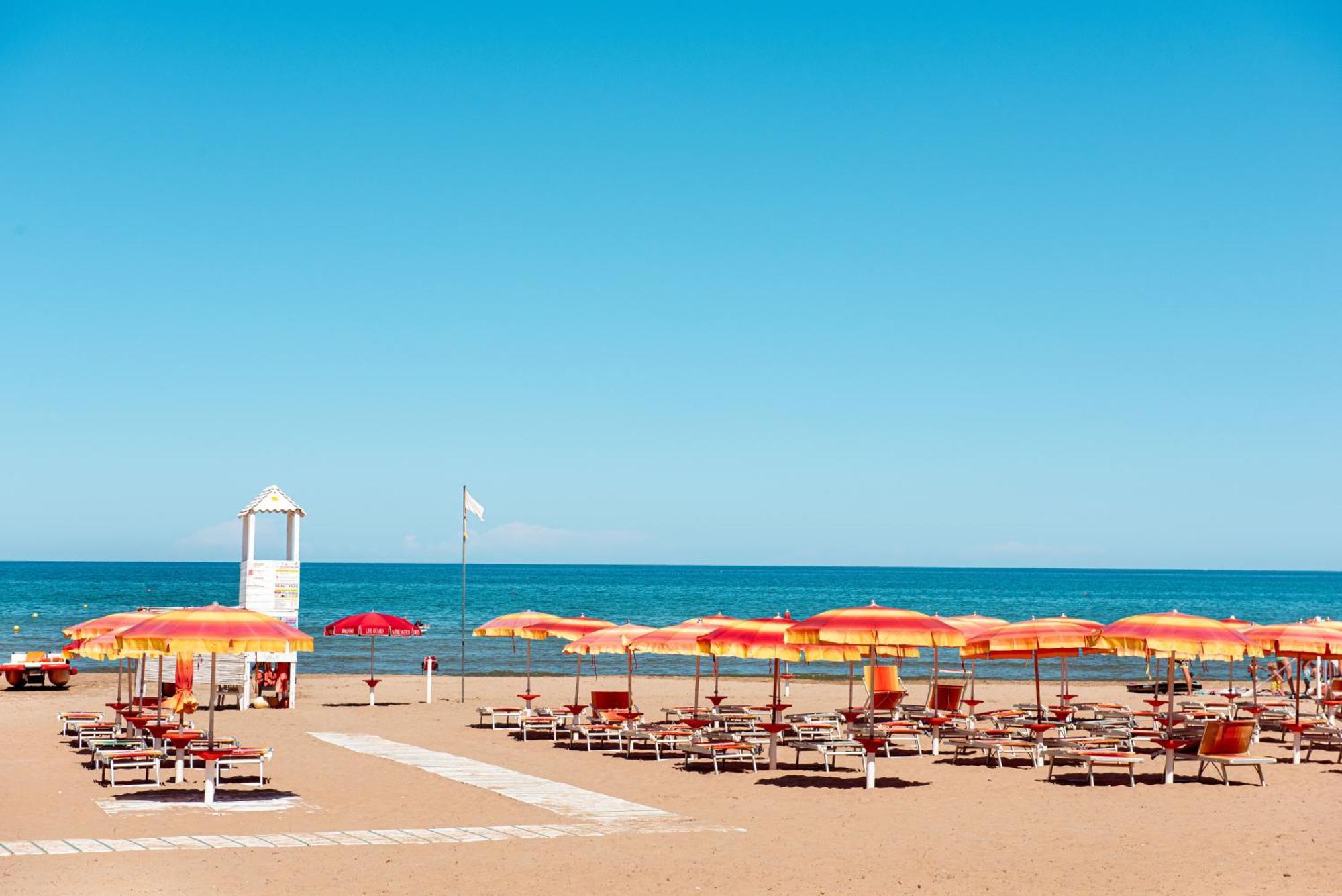 Villaggio Camping Punta Lunga فيستَ المظهر الخارجي الصورة