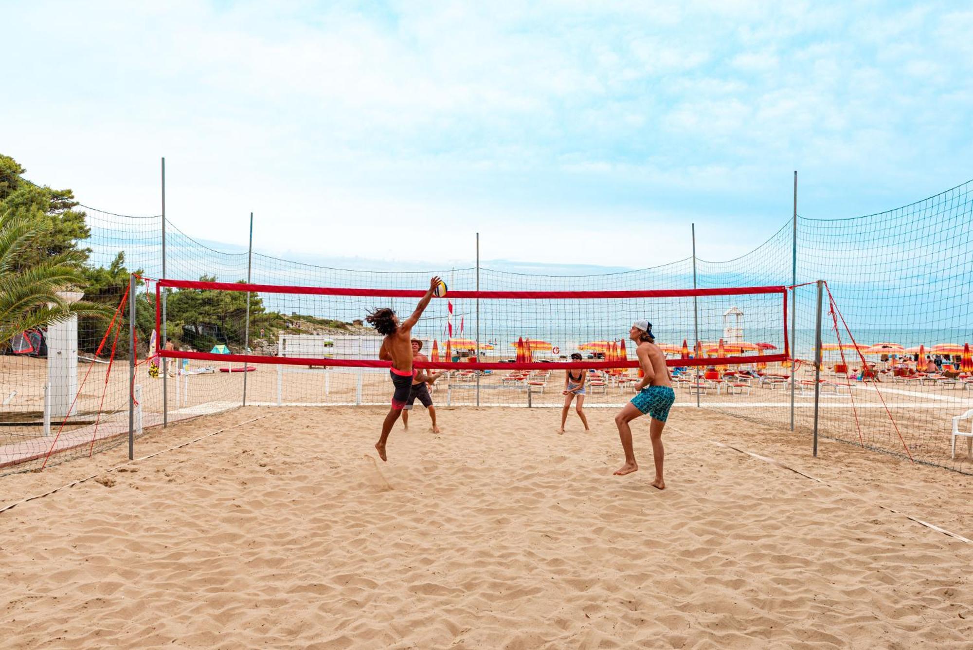 Villaggio Camping Punta Lunga فيستَ المظهر الخارجي الصورة
